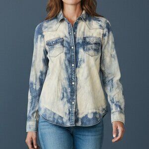 Romeo & Juliet Couture Blue and Cream Casual Shirt